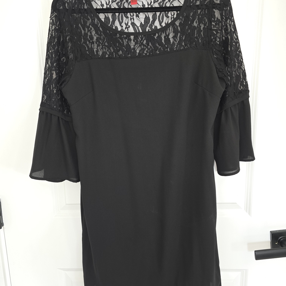Chic Black Lace Long Sleeve Dress‎